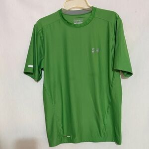 Under Armour Men's Green Short Sleeve Athletic Tee, Size L, EUC, MAKE AN OFFER!!